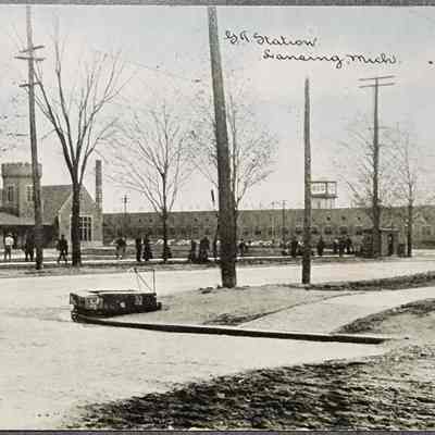 G.T. Station, Lansing, Mich. Postcard