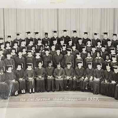 Sexton High School Class of January 1959 Photo by Leavenworth