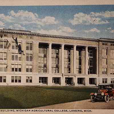 Agricultural Building, Michigan Agricultural College, Lansing, Mich., Postcard