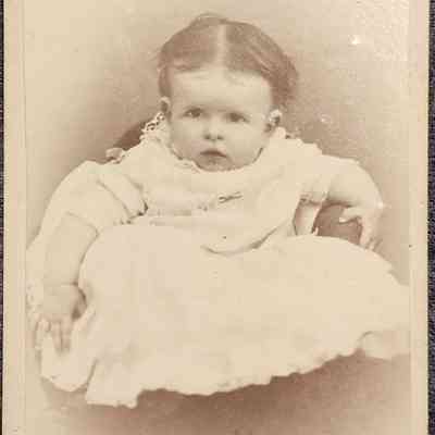 Bessie Davis CDV by Scotford