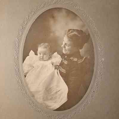 Portrait of a Woman and Child Photo by Ellison