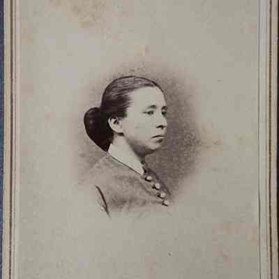 Portrait of a Woman CDV by Engelhart