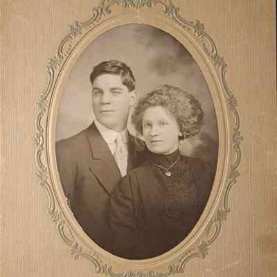 Portrait of a Couple Card Photo by Riley