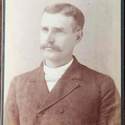 Portrait of a Man Cabinet Card by Cassey & Riley