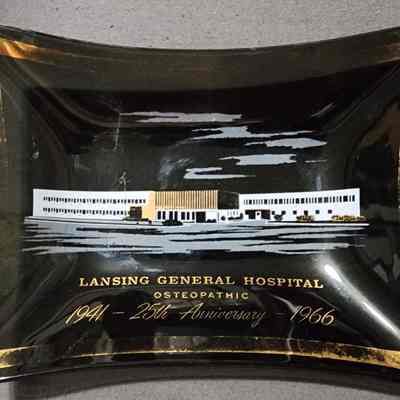 Lansing General Hospital Houze Art Glass Tray