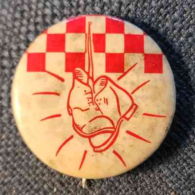 Old Newsboys Shoe Button