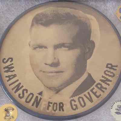 Kennedy-Swainson Coattail Flasher Button