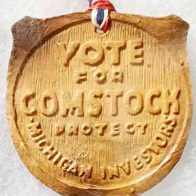 Comstock Gutta-Percha Medallion