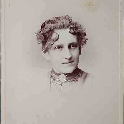 Lola M. Carrier Cabinet Card by Metropolitan Art Gallery