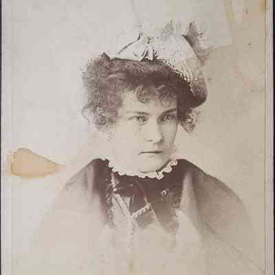 Portrait of a Woman Cabinet Card by Burdick and Powe
