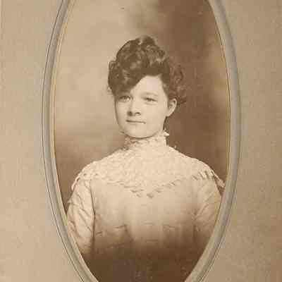 Fannye L. Parmelee Lazelle Card Photo by Riley