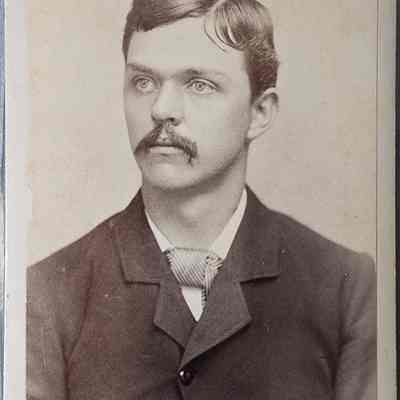 Portrait of a Man CDV by Sharpsteen