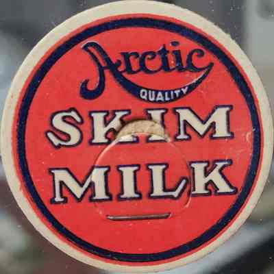 Arctic Skim Milk Cap