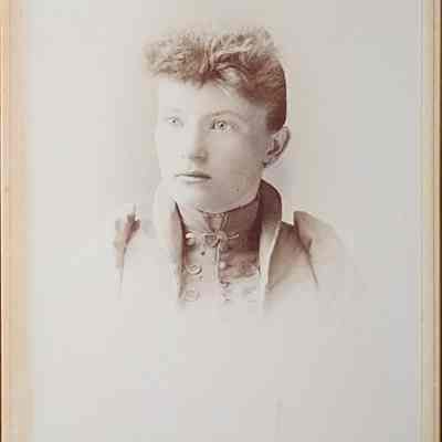 Nellie L. Gibson Cabinet Card by Cassey & Riley