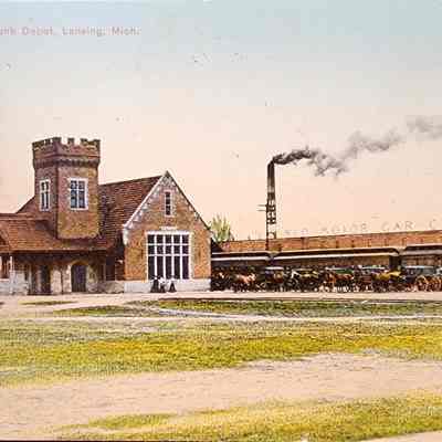 Grand Trunk Depot, Lansing, Mich. Postcard