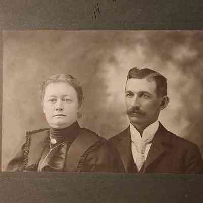 Portrait of a Couple Card Photo by Ellison