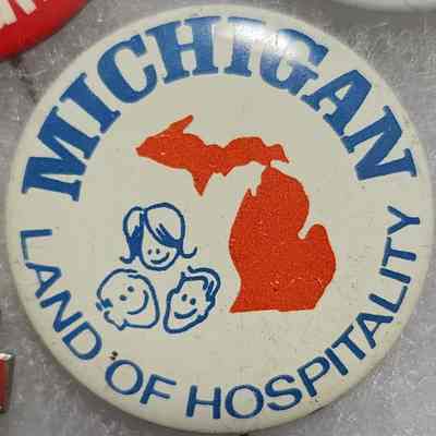 Michigan Land of Hospitality Button