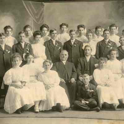 Emmanuel First Evangelical Lutheran Church Confirmation, 1908, Card Photo by Riley