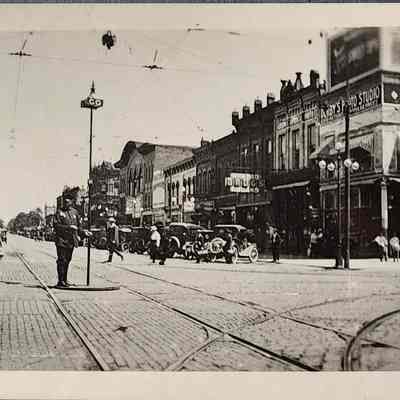 Washington Avenue North Snapshot Photo