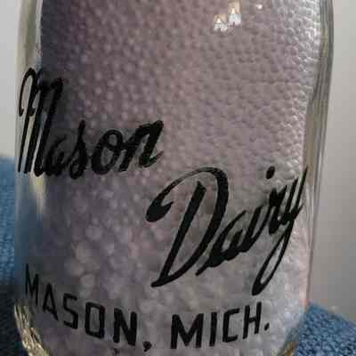 Mason Dairy Pyro Half Pint