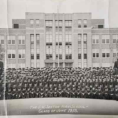 Sexton High School Class of June 1959 Photo by Leavenworth