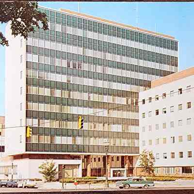 Lansing City Hall & Post Office Postcard
