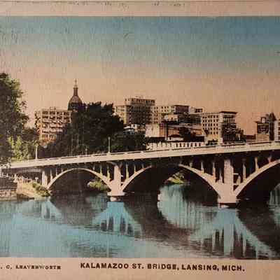 Kalamazoo St. Bridge, Lansing, Mich., Postcard
