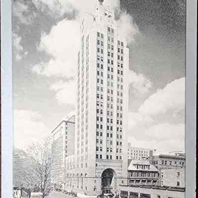 Capitol Bank Tower, Lansing, Mich. Postcard