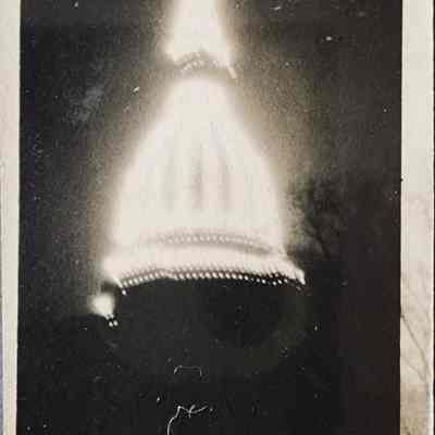 Capitol Birdcage Snapshot Photo