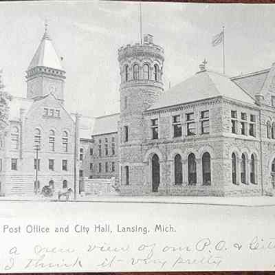 Post Office and City Hall, Lansing, Mich. Postcard