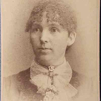 Portrait of a Woman CDV by Cassey & Whitney