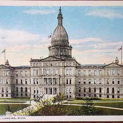State Capitol, Lansing, Mich. Postcard