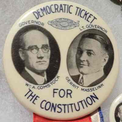 Comstock-Masselink Jugate Button