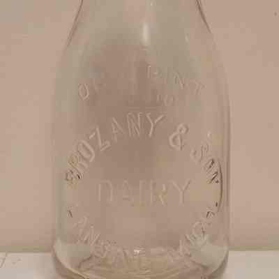 Brozany & Son Dairy Embossed Pint Bottle