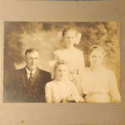 Chas. Hale and Family Card Photo by Riley