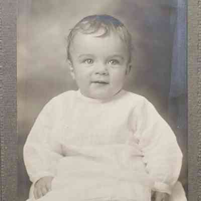 Portrait of a Baby Photo by Hewitt