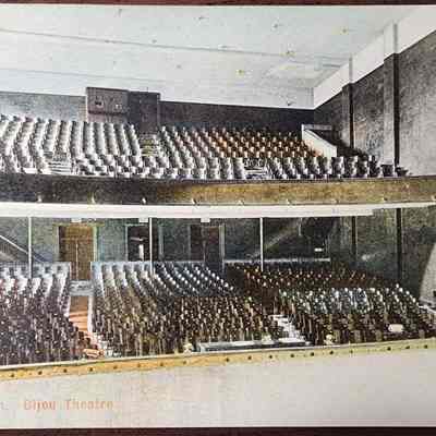 Bijou Theatre, Lansing, Mich. Postcard