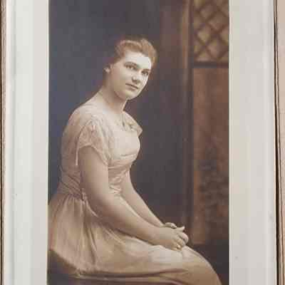 Portrait of a Woman Photo by LeClear