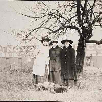 Women at Novo, Lansing, Snapshot Photo
