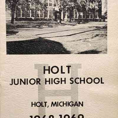 Holt Junior High School Yearbook, 1968-69
