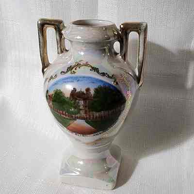 School for the Blind, Lansing, Porcelain Souvenir Trophy Vase