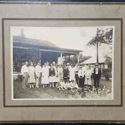 Family Reunion Card Photo