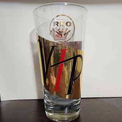 REO Diamond T VIP Glass