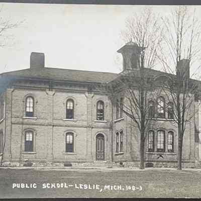 Public School, Leslie, Mich. RPPC