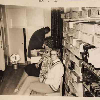 Edru Snapshot Photo, January 1964