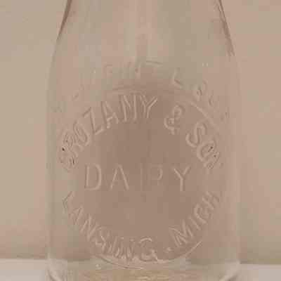 Brozany & Son Dairy Embossed Half Pint