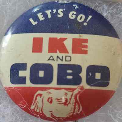 Ike and Cobo Coattail Button