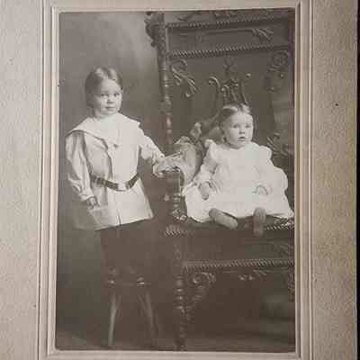 Portrait of Children Card Photo by Riley