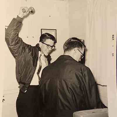 Edru Snapshot Photo, March 1964