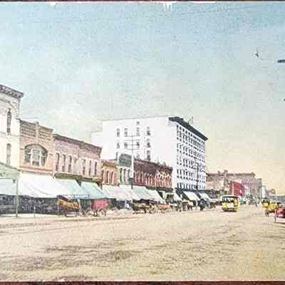Washington Avenue Postcard